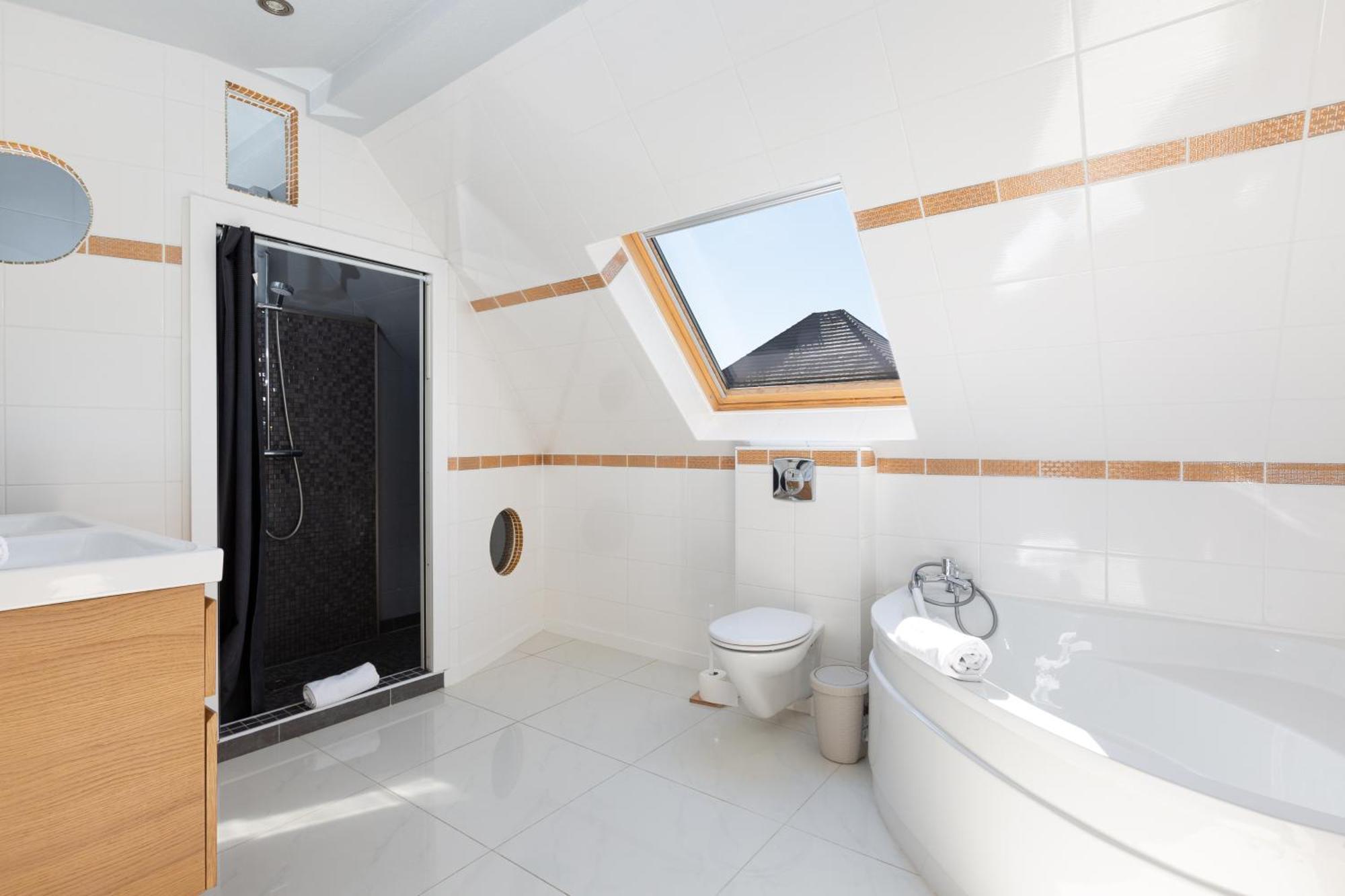 Gites Spa Strasbourg - Villa Cerf - Spa Prive, Sauna, Borne D'Arcade, Babyfoot Ittenheim Ngoại thất bức ảnh